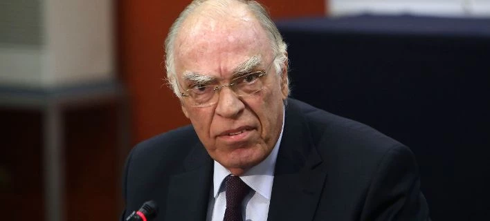 Ενωση Κεντρώων: Υποψιαζόμαστε ότι το «κραχ» έγινε για να επισπευσθεί η πώληση των κόκκινων δανείων